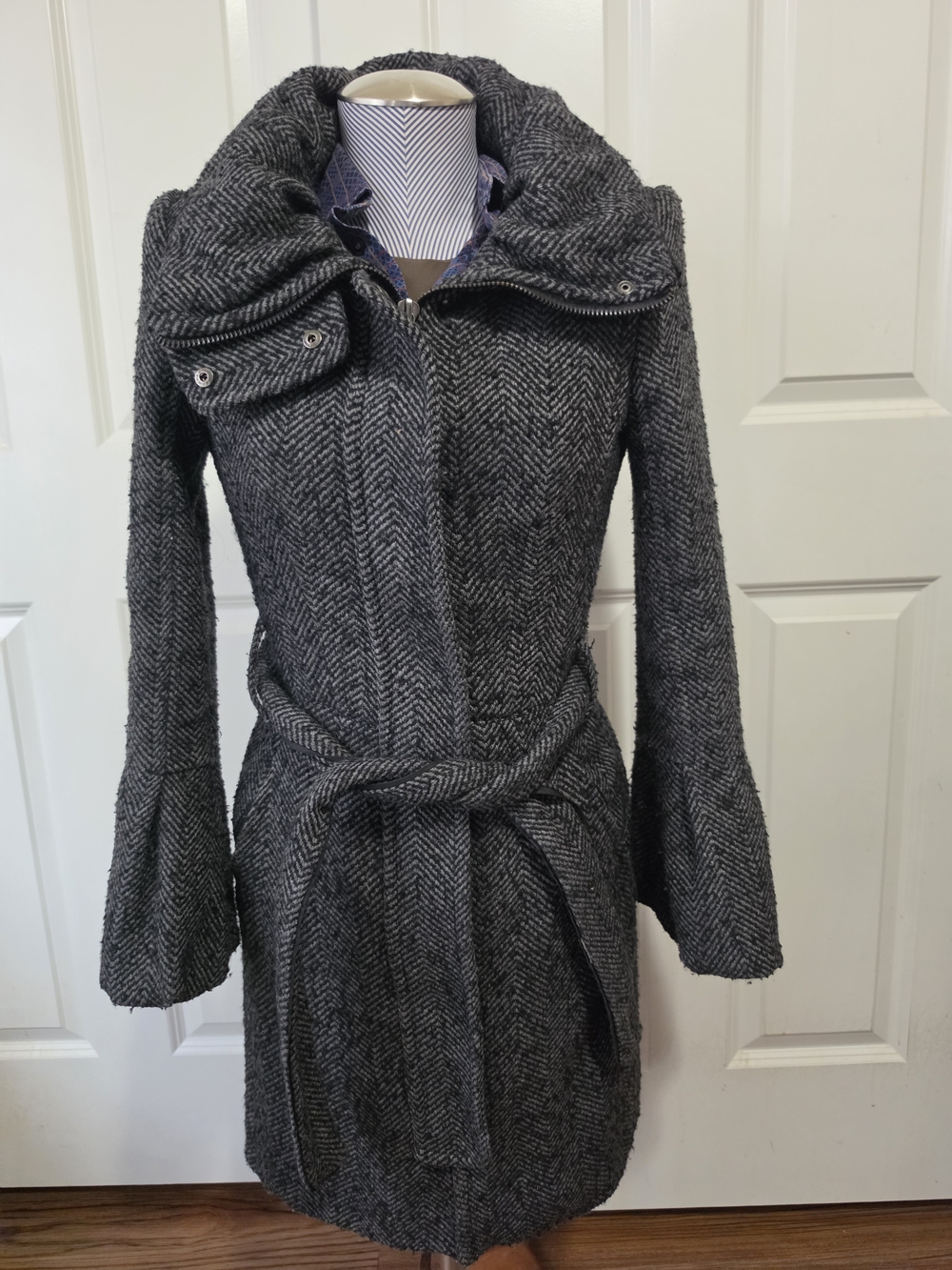 Zara Basic Herringbone Women's Tweed Jacket -pre Owned